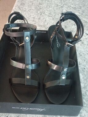Kenneth Cole New York Black Strappy Ankle Wrap Sandals
